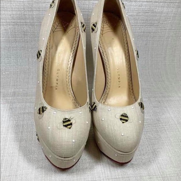Charlotte Olympia bee pump - Picture 2 of 4